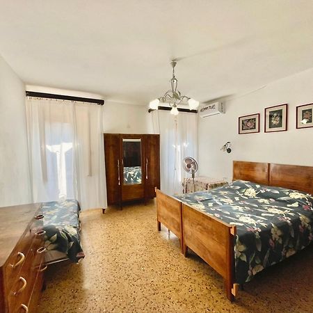 L'Encanto De Luna -Una Casa Autentica Comacchiese Comacchio Buitenkant foto